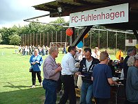 Wettkämpfe auf dem Sportplatz in Fuhlenhagen - Bild anklicken zum Vergrößern