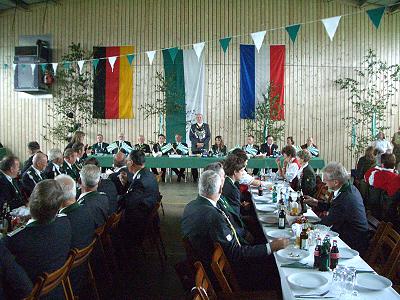 Königsabholung 2007 in Möhnsen - König Heinzi begrüßt seine Gäste